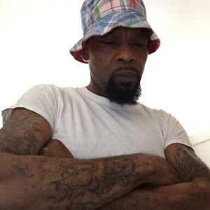 Meet your Posher, Buddy